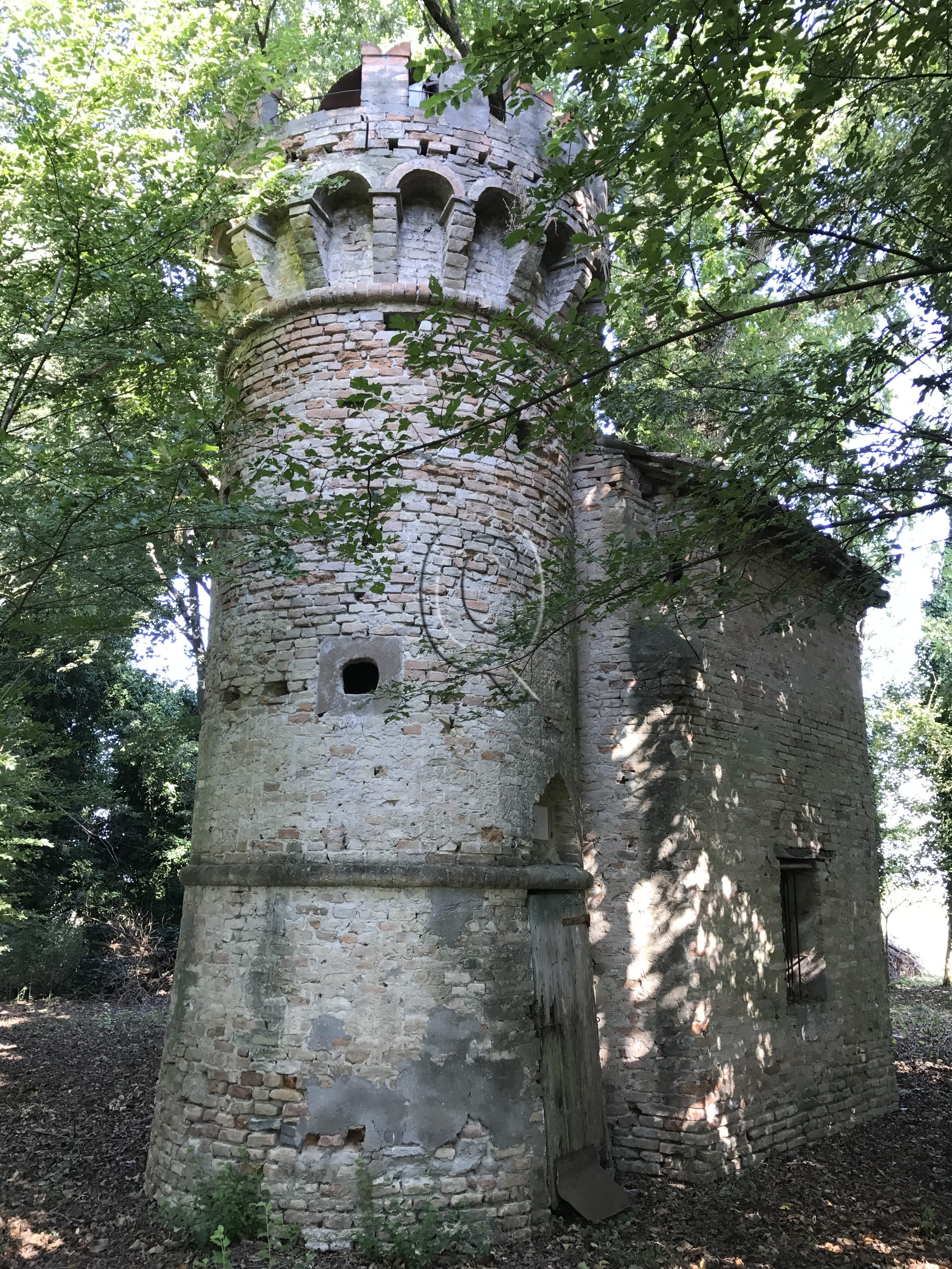 Roccolo in bosco di querce secolari, Ravenna - Quatarca Immobiliare