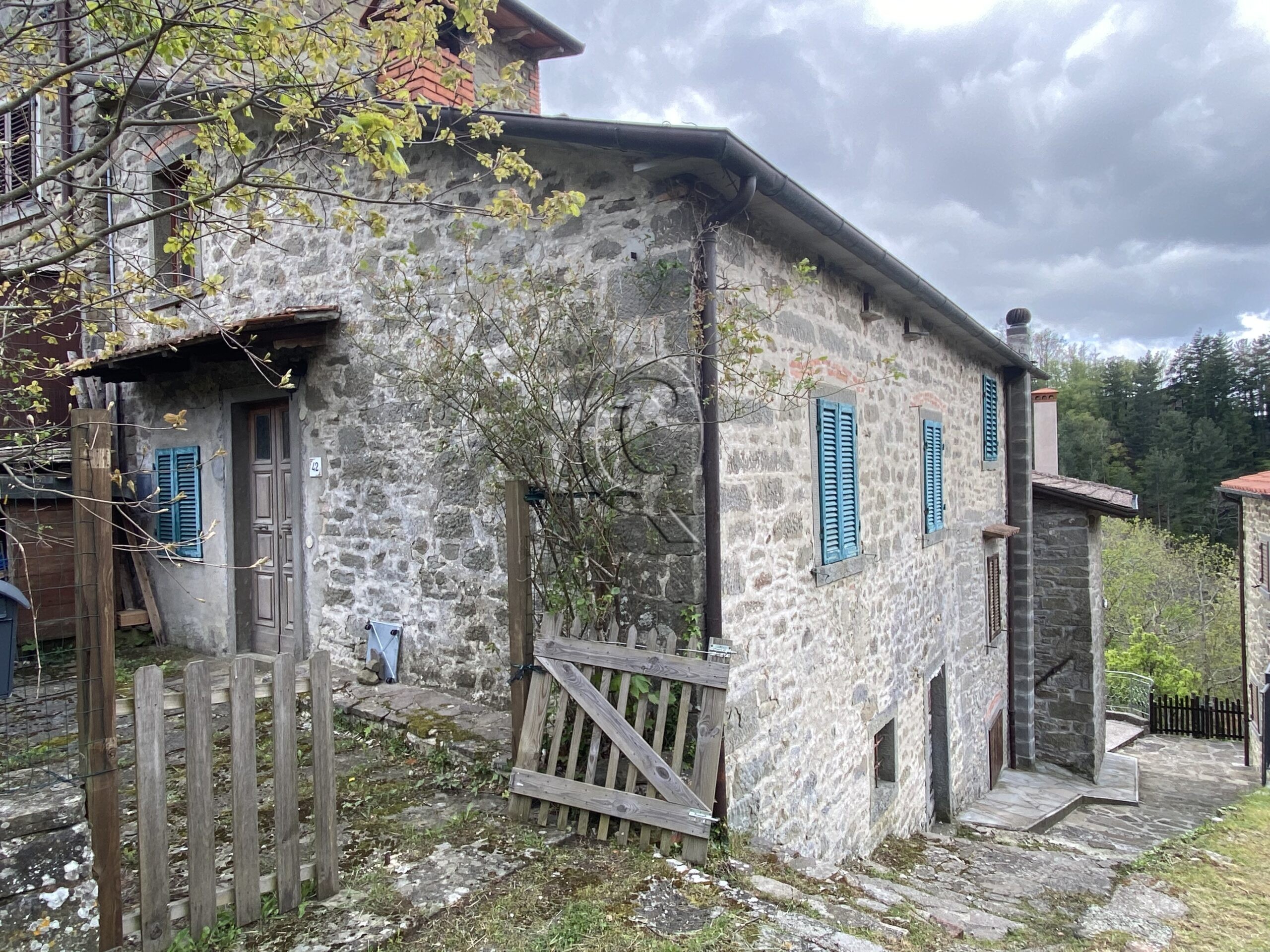 In contesto di piccolo casetta abbinata., Bibbiena Quatarca